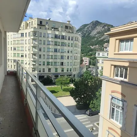 La Diane - Proche Gare & Lit Double Apartamento